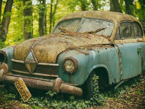 What is a Beater Car? Should You Buy One?